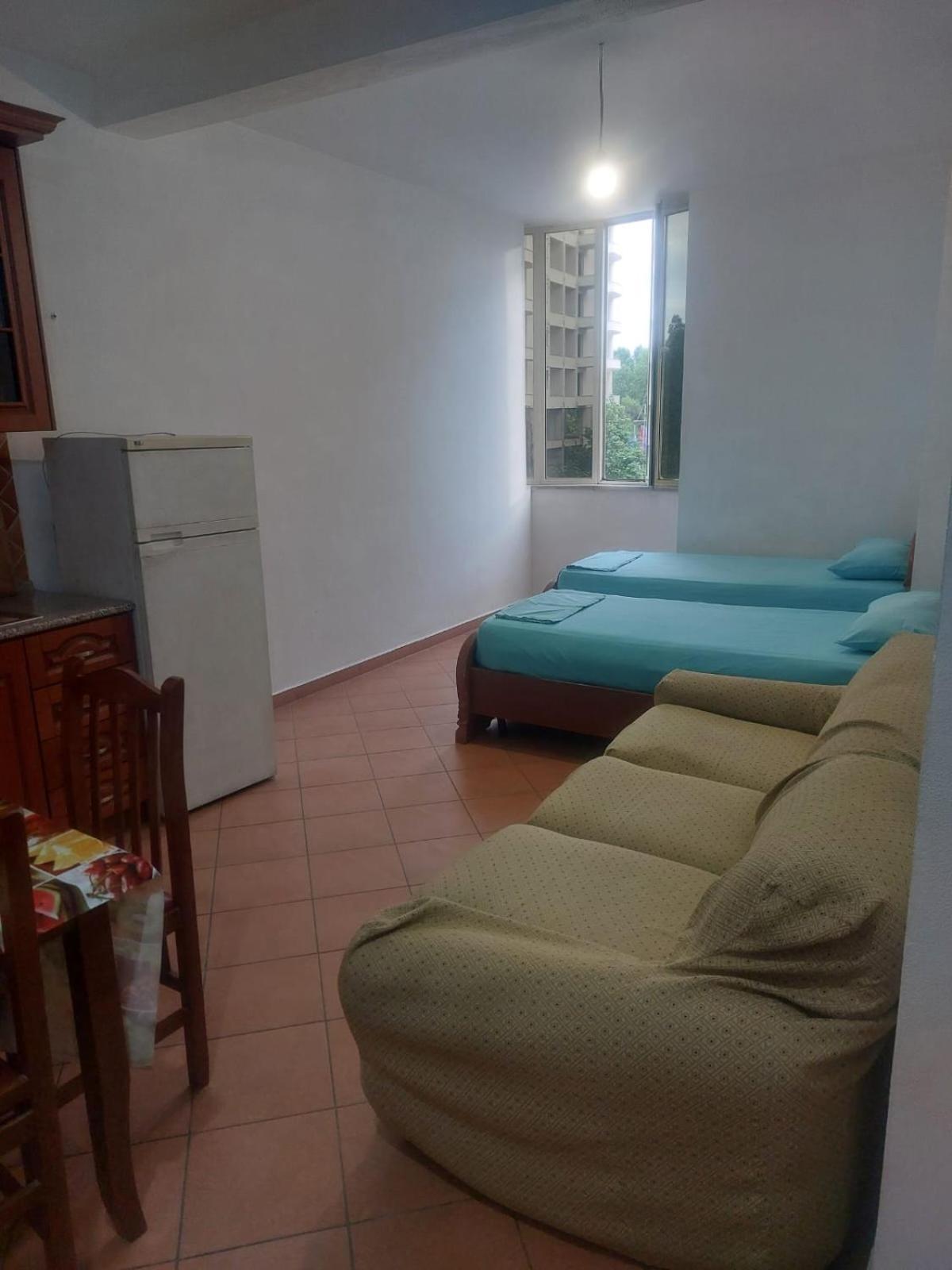 Iliria Apartament *