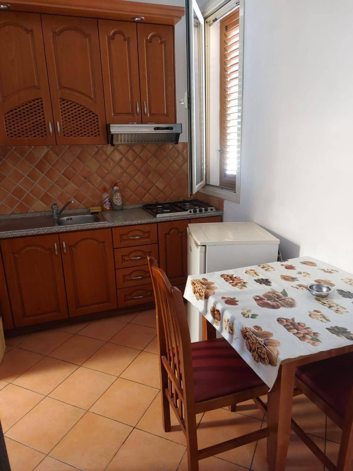 Iliria Apartament *